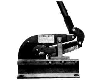 IMPA手冊(cè) 編號(hào)611963連桿式切割機(jī)(圖1)