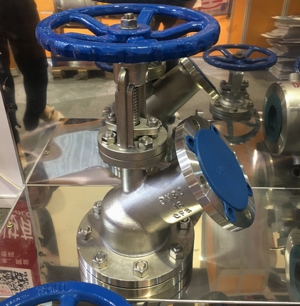 下展式放料閥實(shí)物圖 HG5-89-2下展式放料閥(圖2)