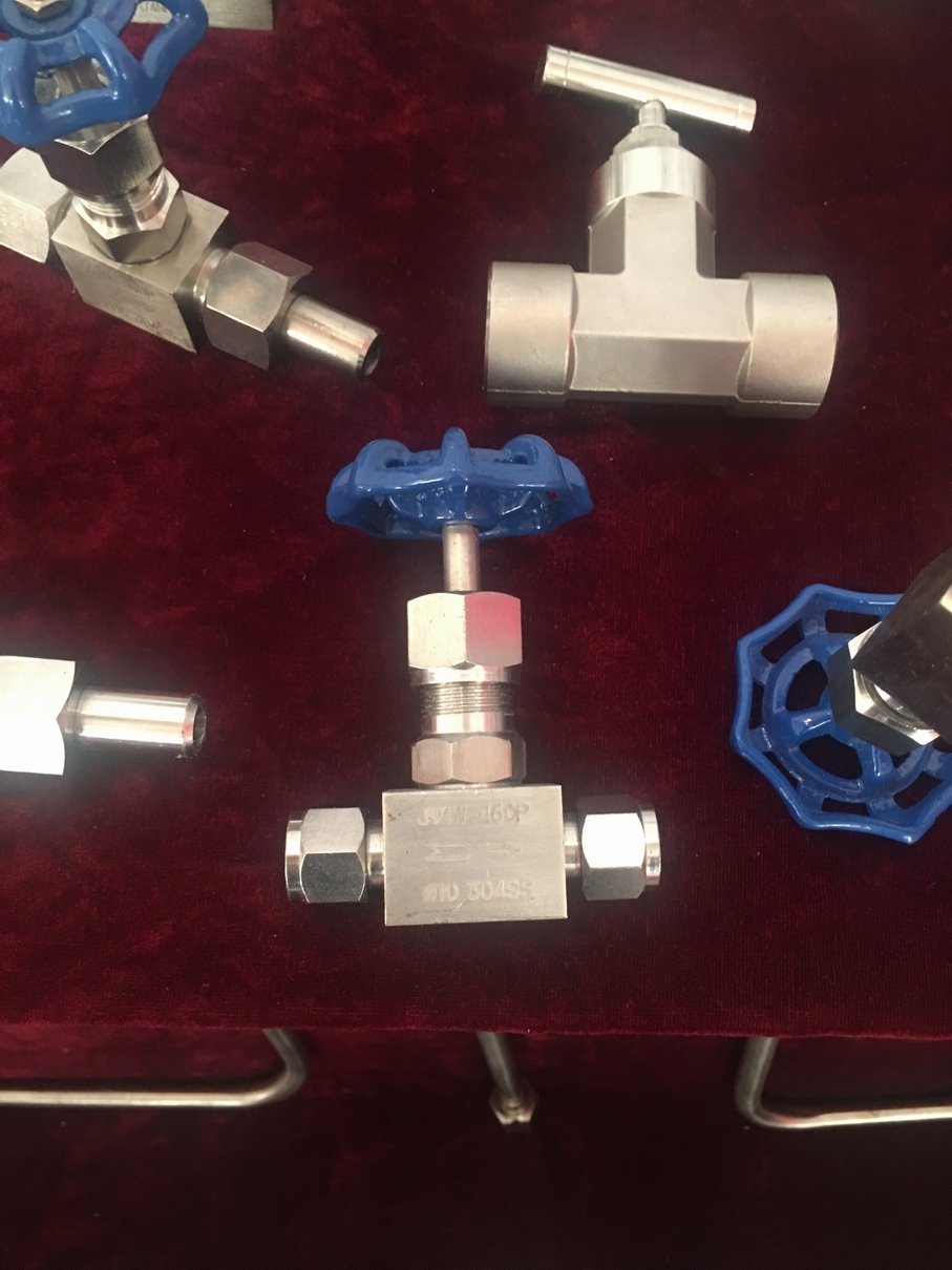 J13W-40P-64P-160P-320P不銹鋼高壓內(nèi)螺紋針型閥實物圖片 J13W-40P-64P-160P-320P不銹鋼高壓內(nèi)螺紋針型閥(圖3)